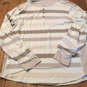 Lululemon Athletica 5 year basic long sleeve